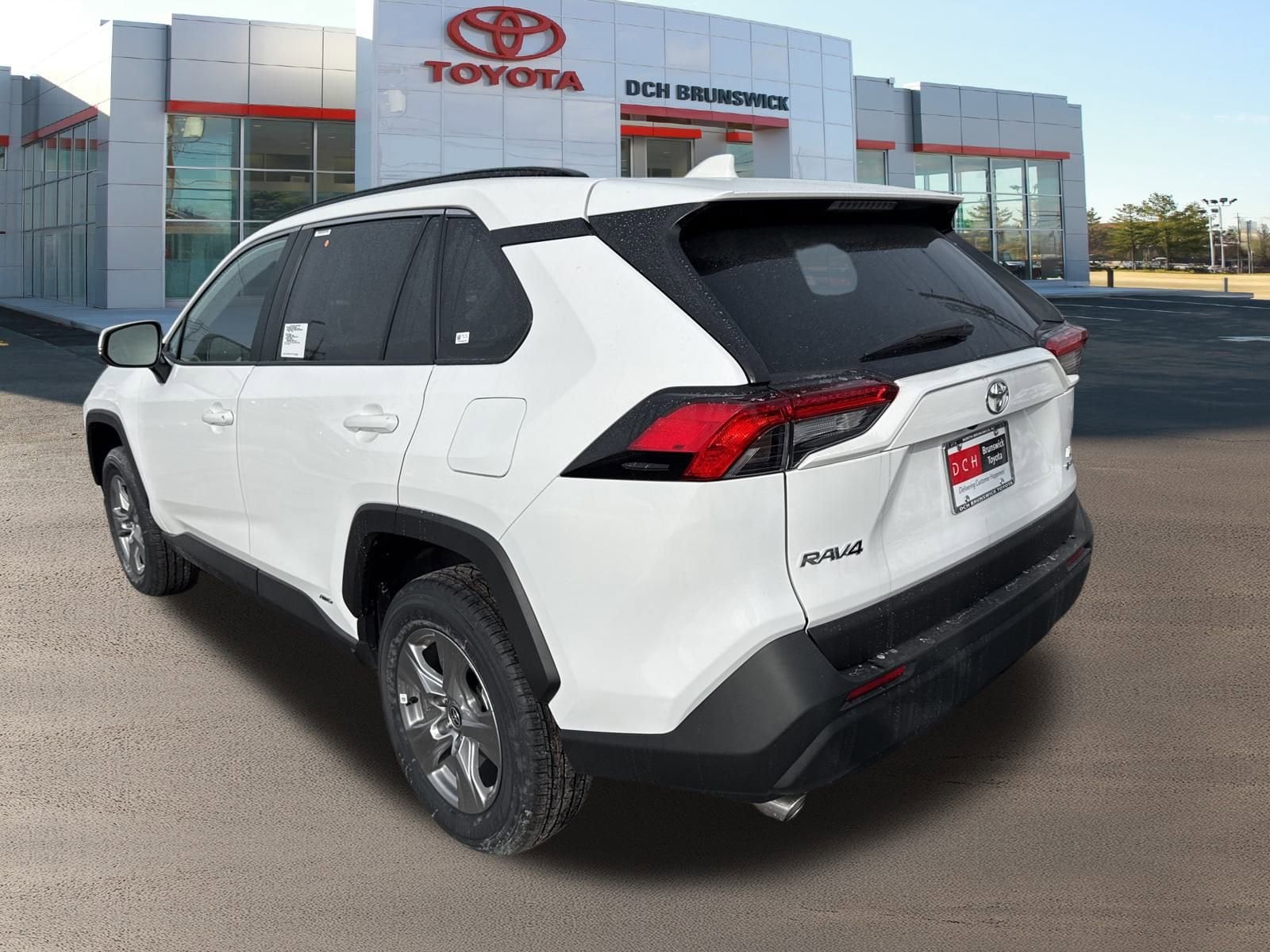 Thumbnail: 2025 Toyota RAV4 - 6