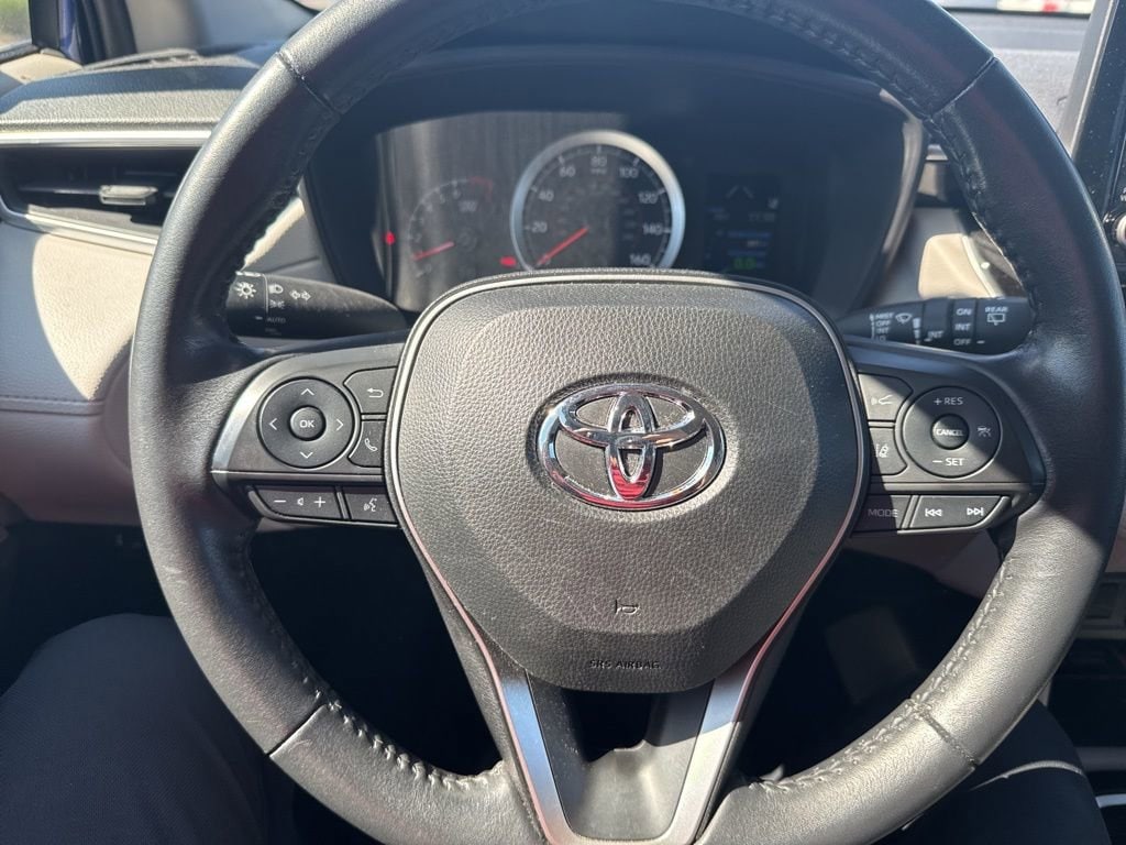 Thumbnail: 2022 Toyota Corolla Cross - 25