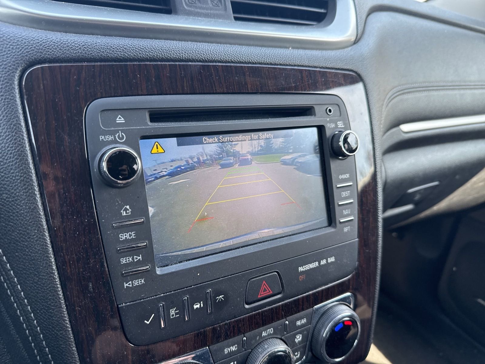 Thumbnail: 2017 Chevrolet Traverse - 29