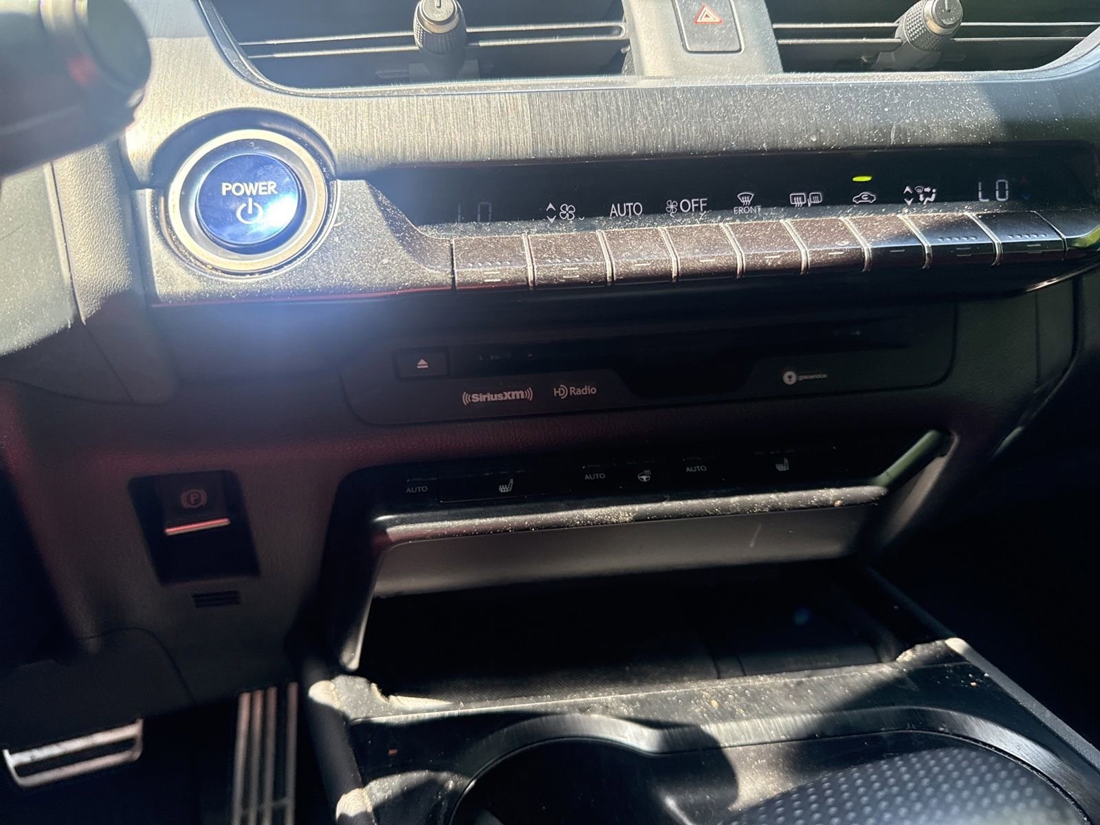 Thumbnail: 2019 Lexus UX - 30
