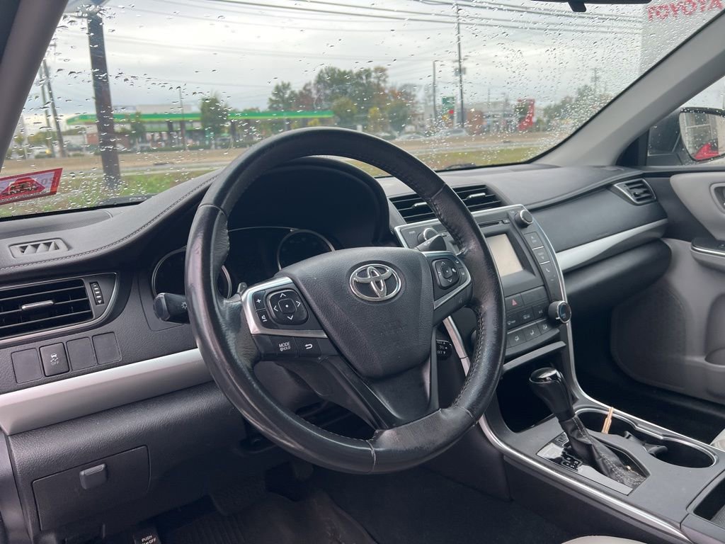 Thumbnail: 2017 Toyota Camry - 6