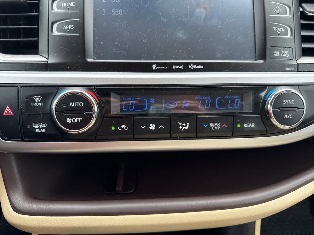 Thumbnail: 2019 Toyota Highlander - 28