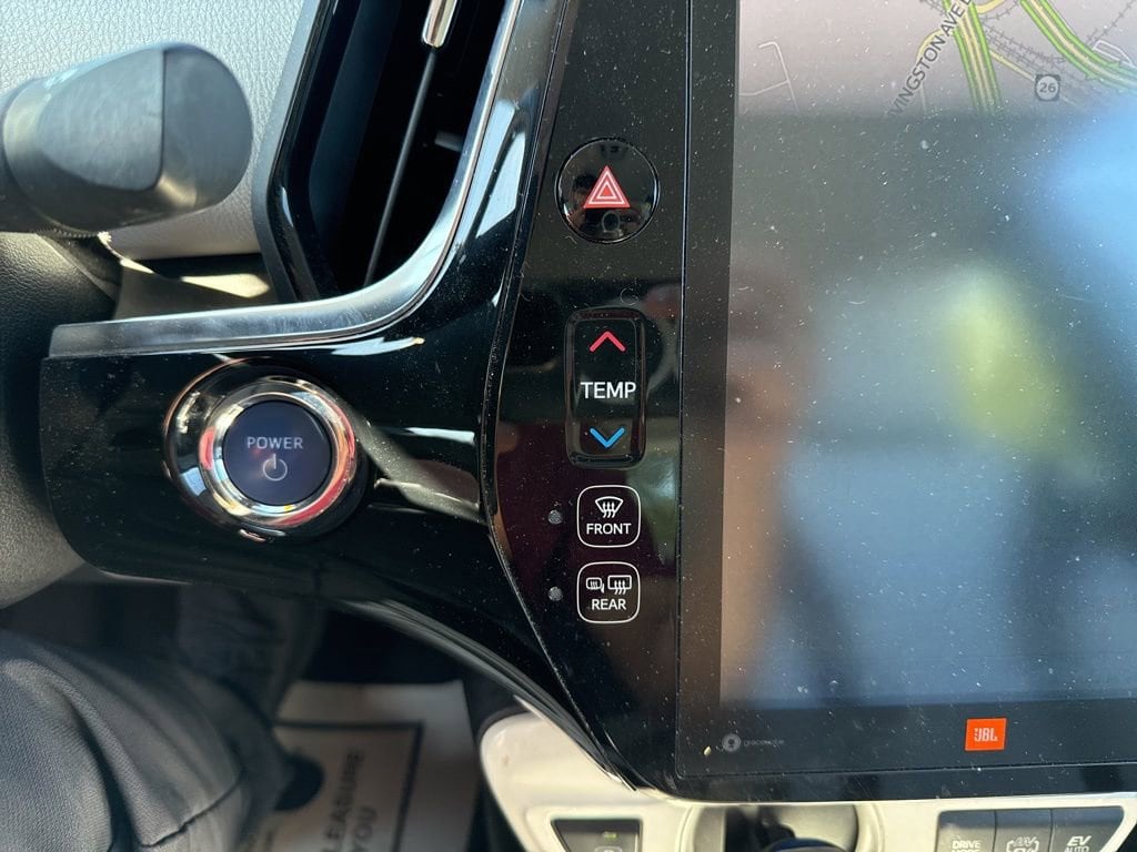 Thumbnail: 2017 Toyota Prius Prime - 26