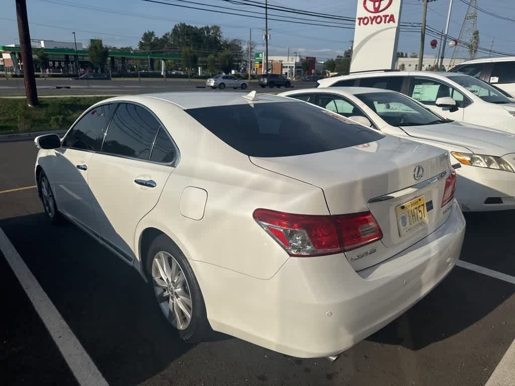 Thumbnail: 2010 Lexus ES - 4