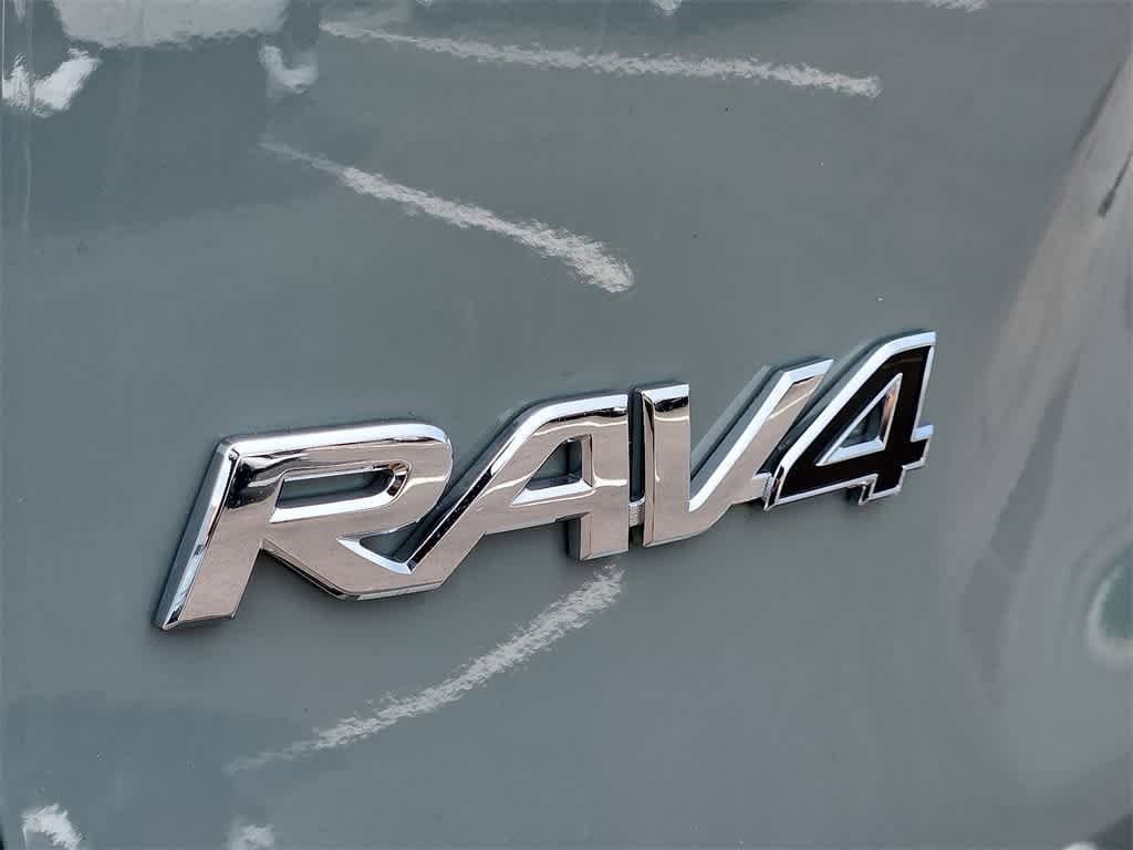 Thumbnail: 2019 Toyota RAV4 - 34