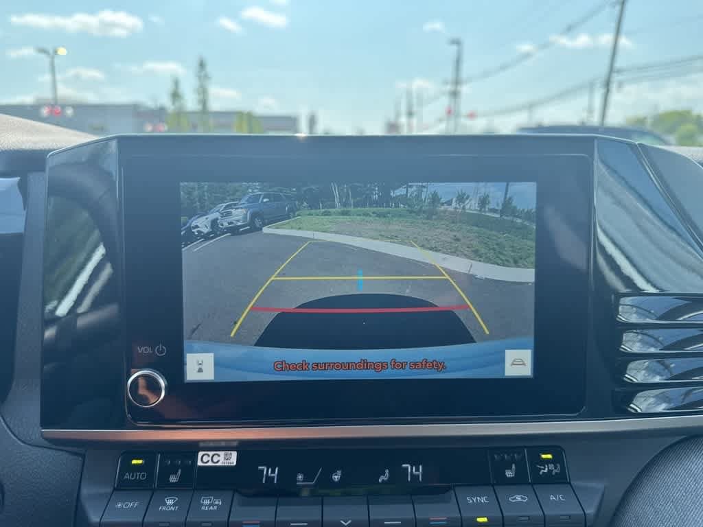 Thumbnail: 2025 Toyota Camry - 19