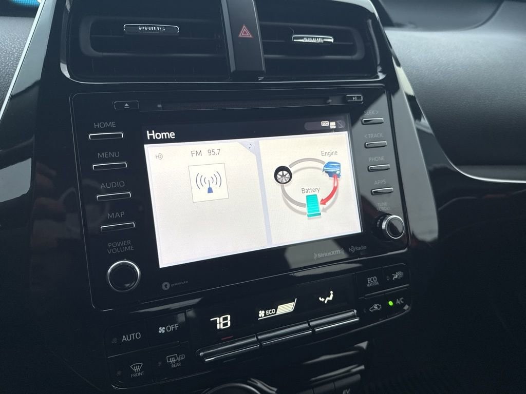 Thumbnail: 2022 Toyota Prius Prime - 26