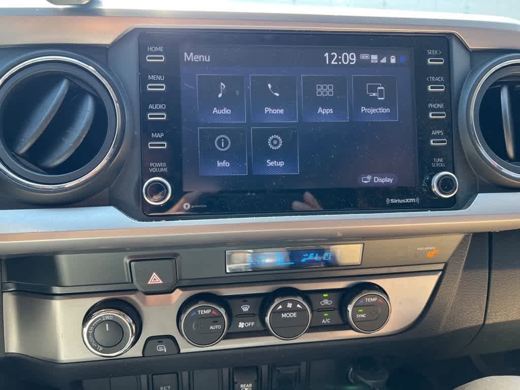 Thumbnail: 2021 Toyota Tacoma - 14