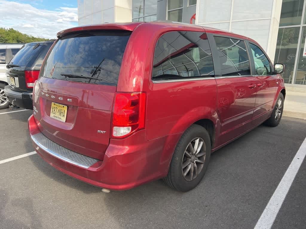 Thumbnail: 2014 Dodge Grand Caravan - 3