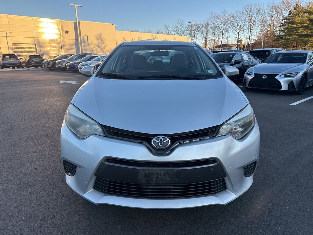 Used 2015 Toyota Corolla LE Sedan