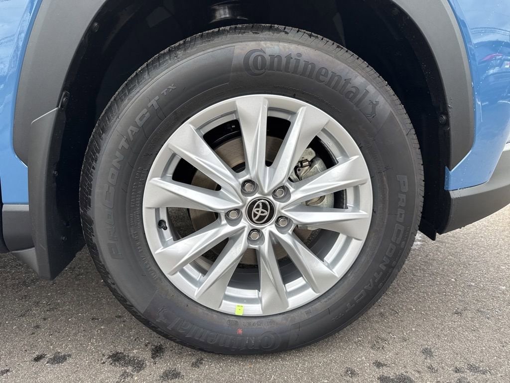 Thumbnail: 2026 Toyota Corolla Cross - 8