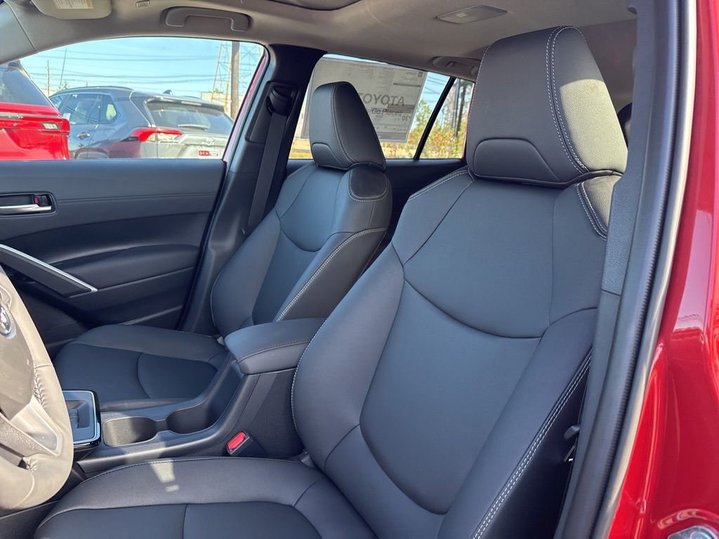 Thumbnail: 2026 Toyota Corolla Cross - 10