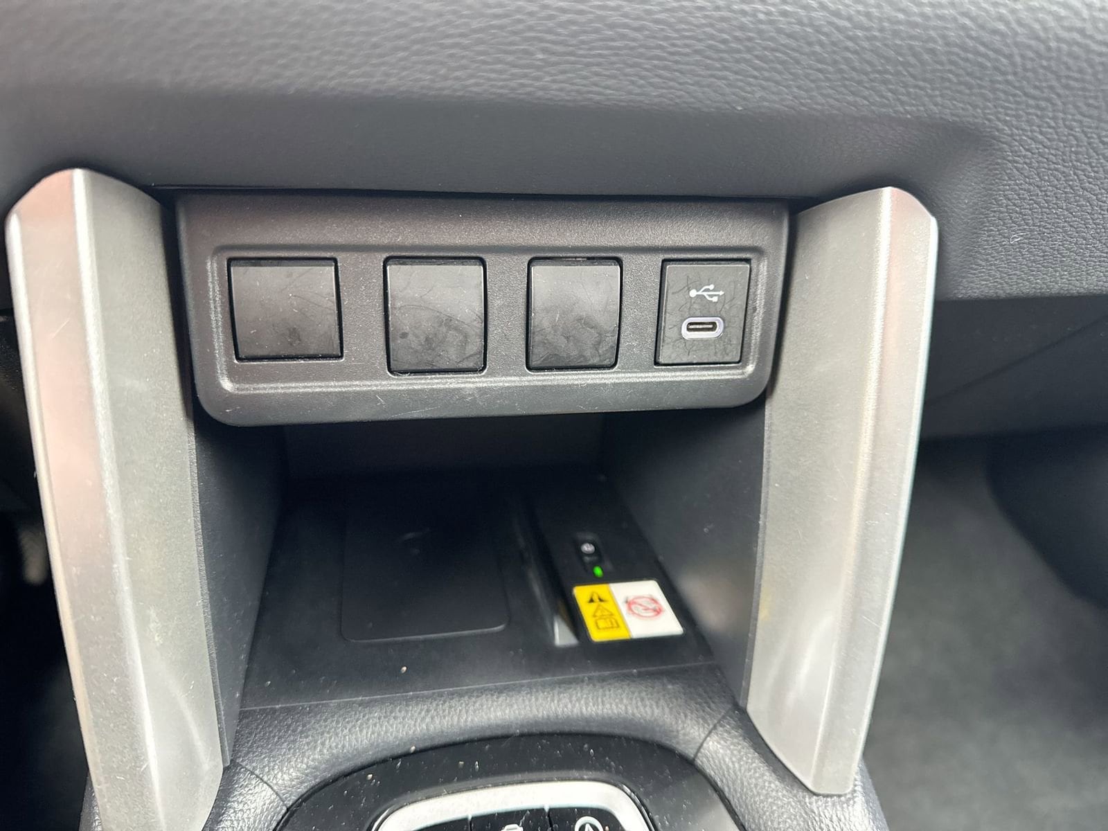 Thumbnail: 2023 Toyota Corolla Cross - 35