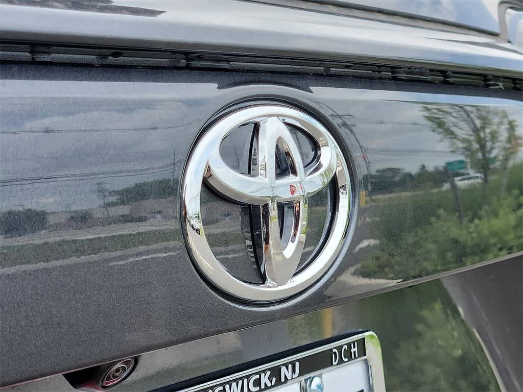 Thumbnail: 2025 Toyota RAV4 - 18