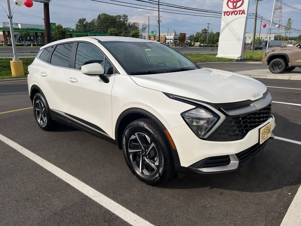 Thumbnail: 2023 Kia Sportage - 2