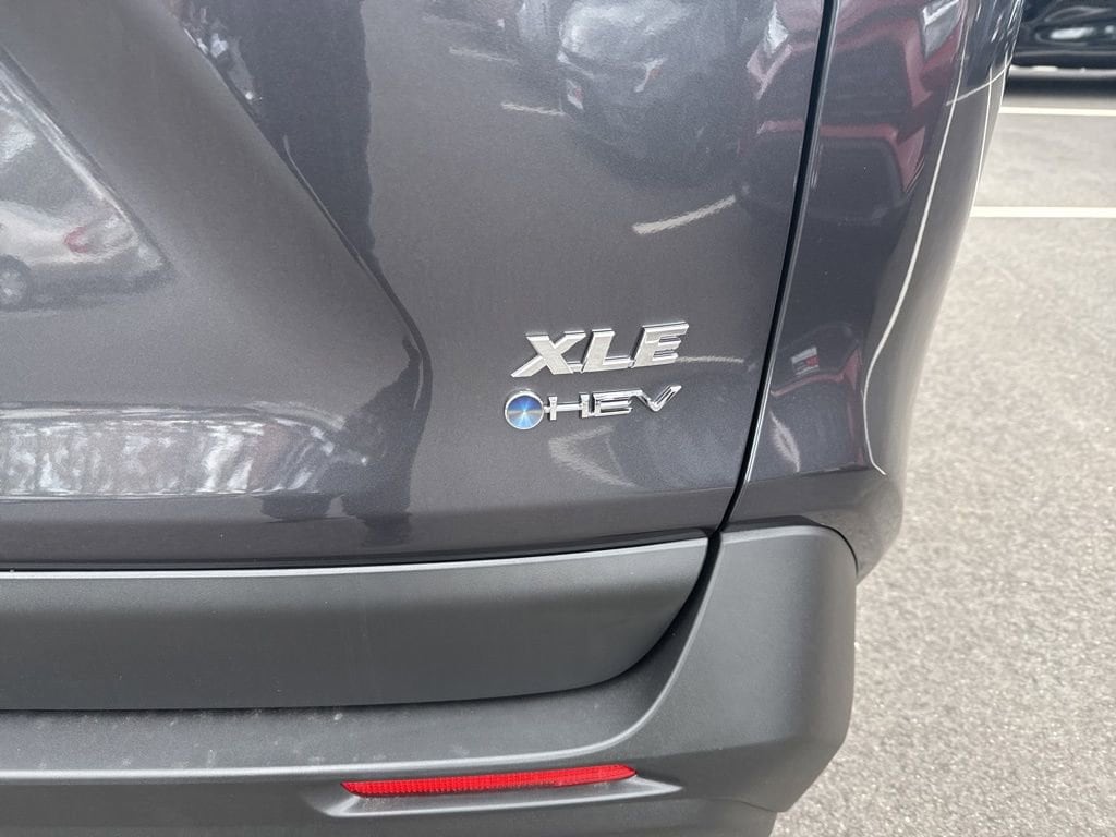 Thumbnail: 2025 Toyota RAV4 - 7