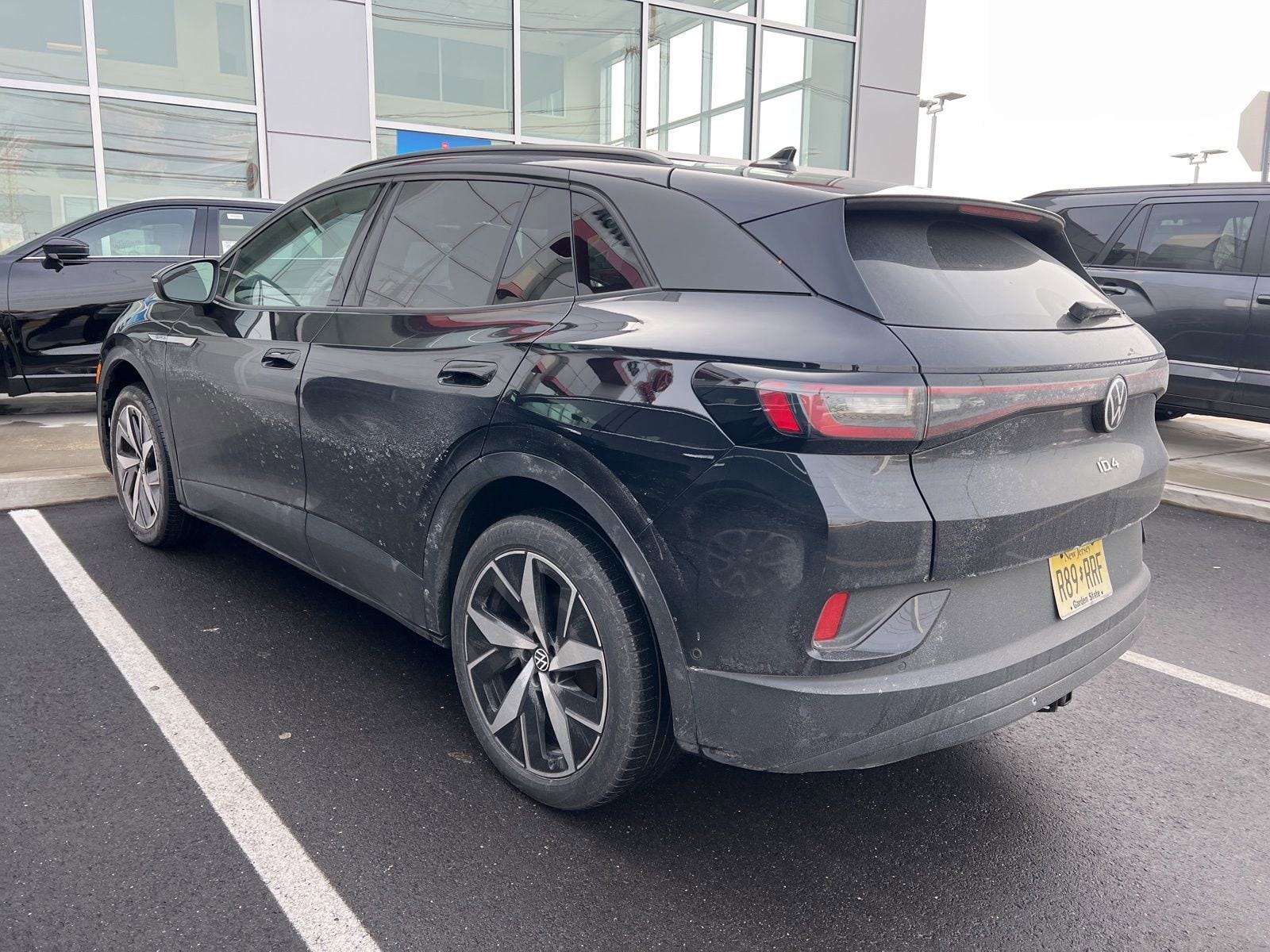 Thumbnail: 2023 Volkswagen ID.4 - 5