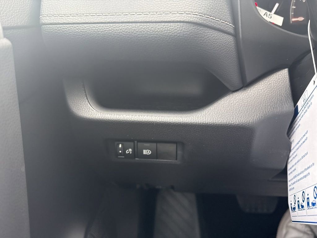 Thumbnail: 2025 Toyota RAV4 - 24