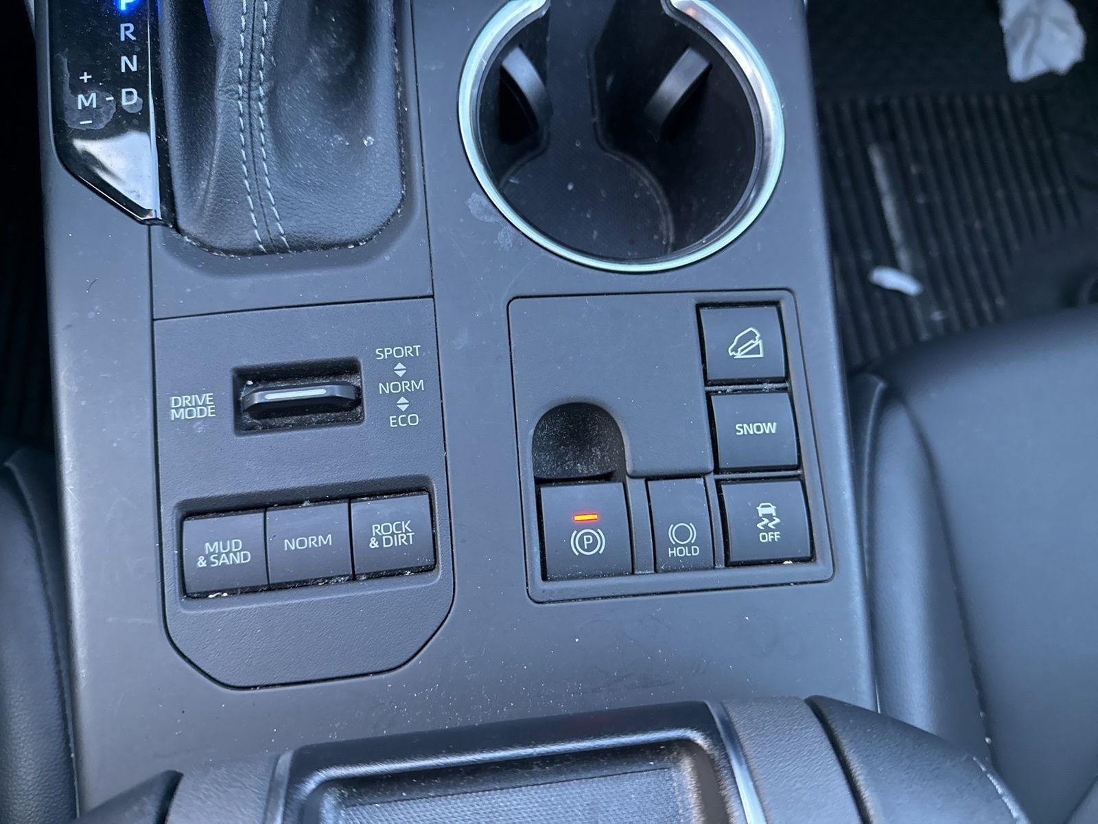 Thumbnail: 2023 Toyota Highlander - 31