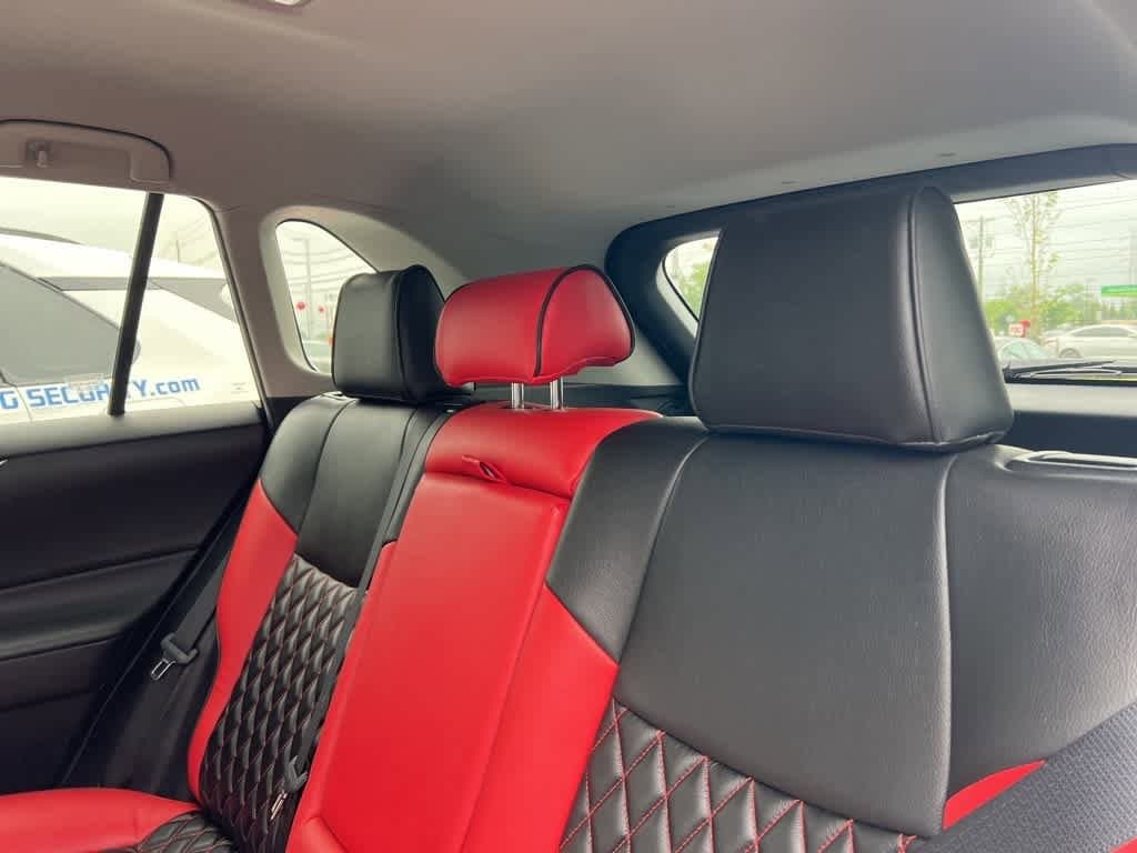 2020 Toyota RAV4 XLE 6