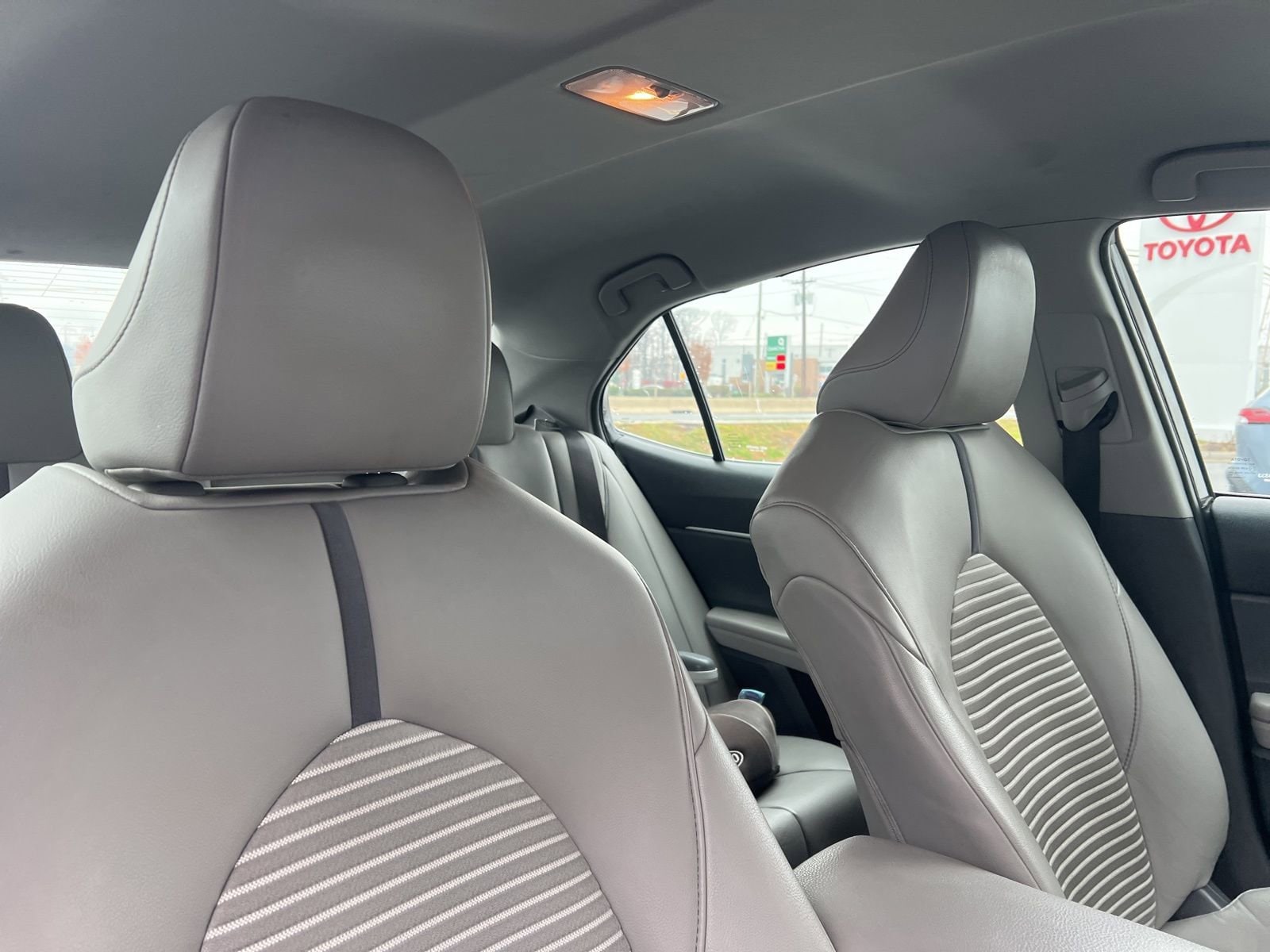 Thumbnail: 2021 Toyota Camry - 16