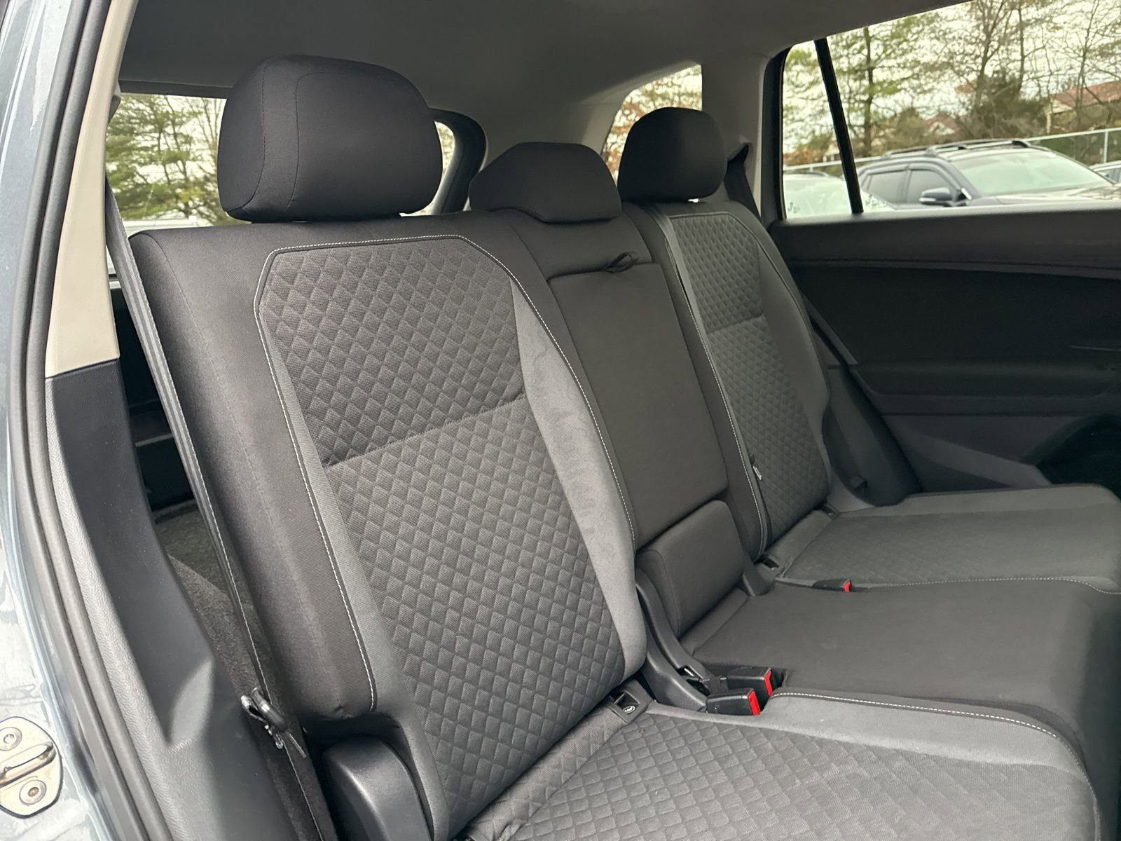 Thumbnail: 2021 Volkswagen Tiguan - 22