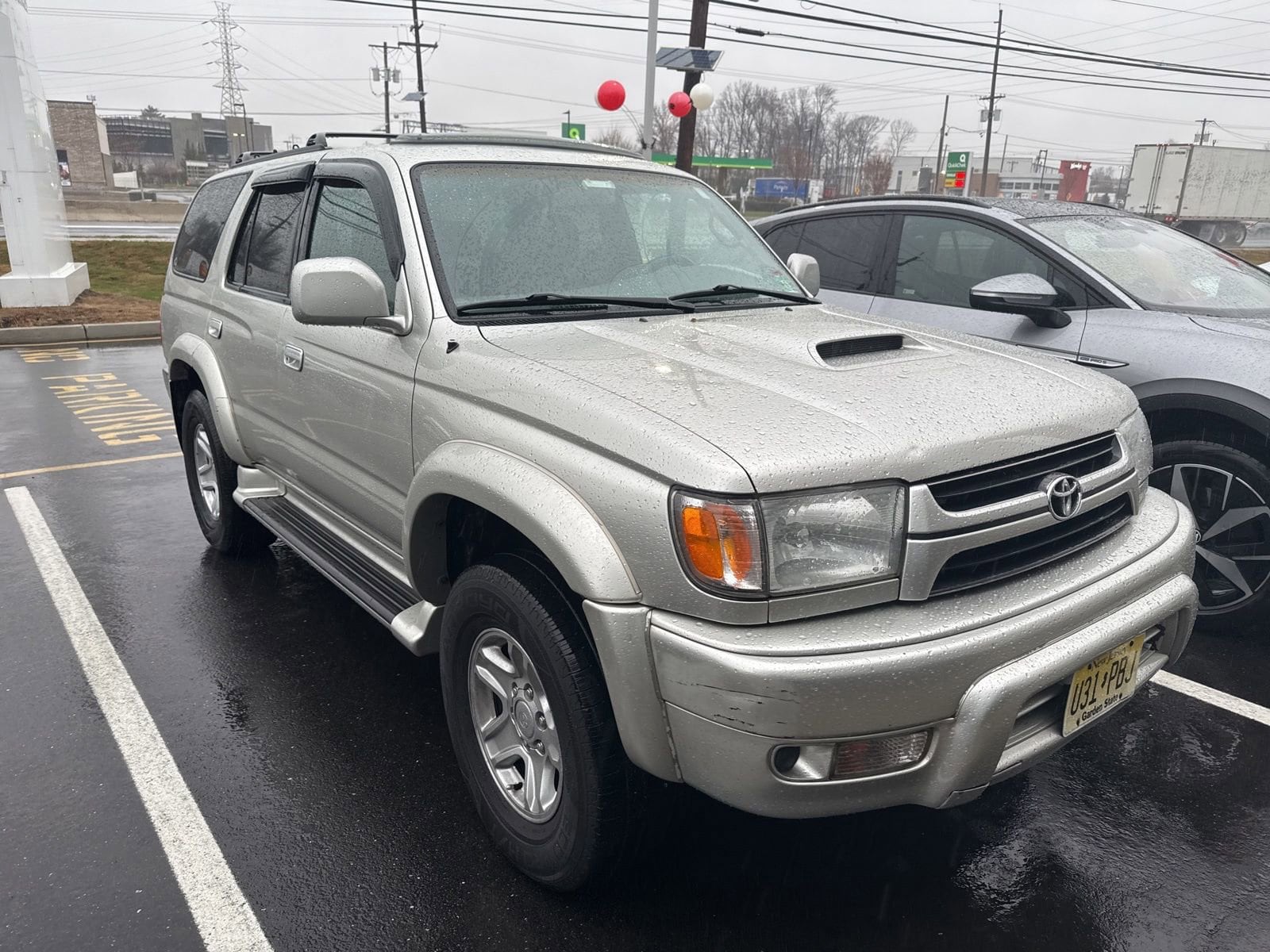 Thumbnail: 2001 Toyota 4Runner - 2