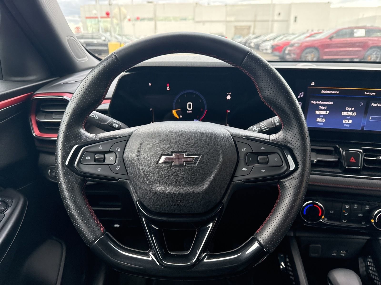 Thumbnail: 2024 Chevrolet TrailBlazer - 25