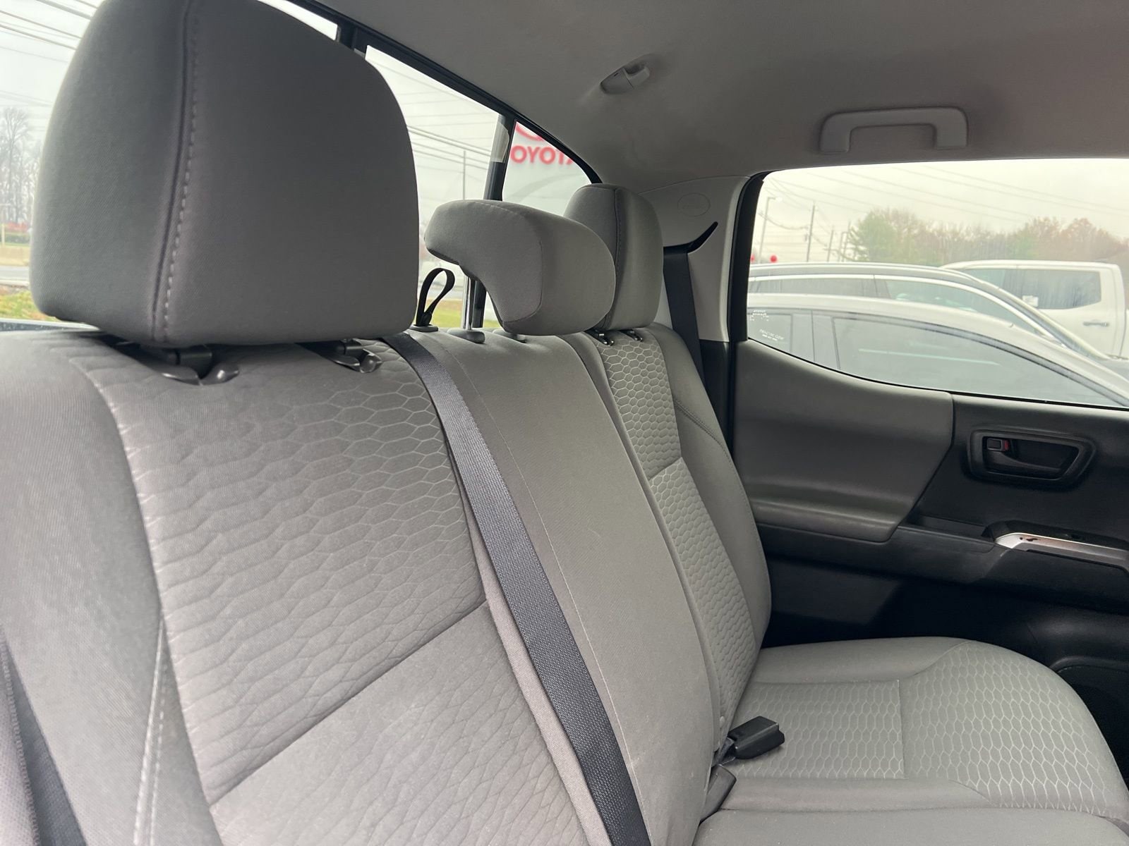 Thumbnail: 2017 Toyota Tacoma - 17