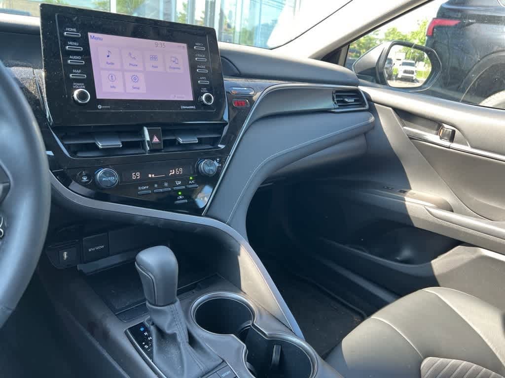 Thumbnail: 2023 Toyota Camry - 18