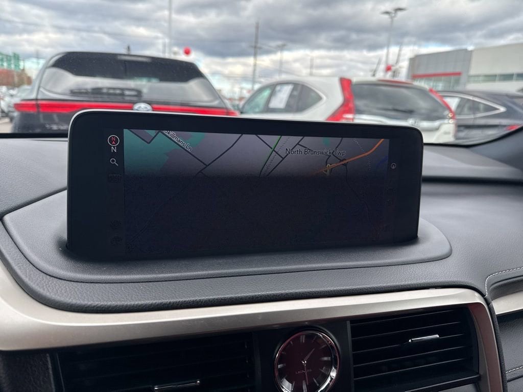 Thumbnail: 2020 Lexus RX - 27