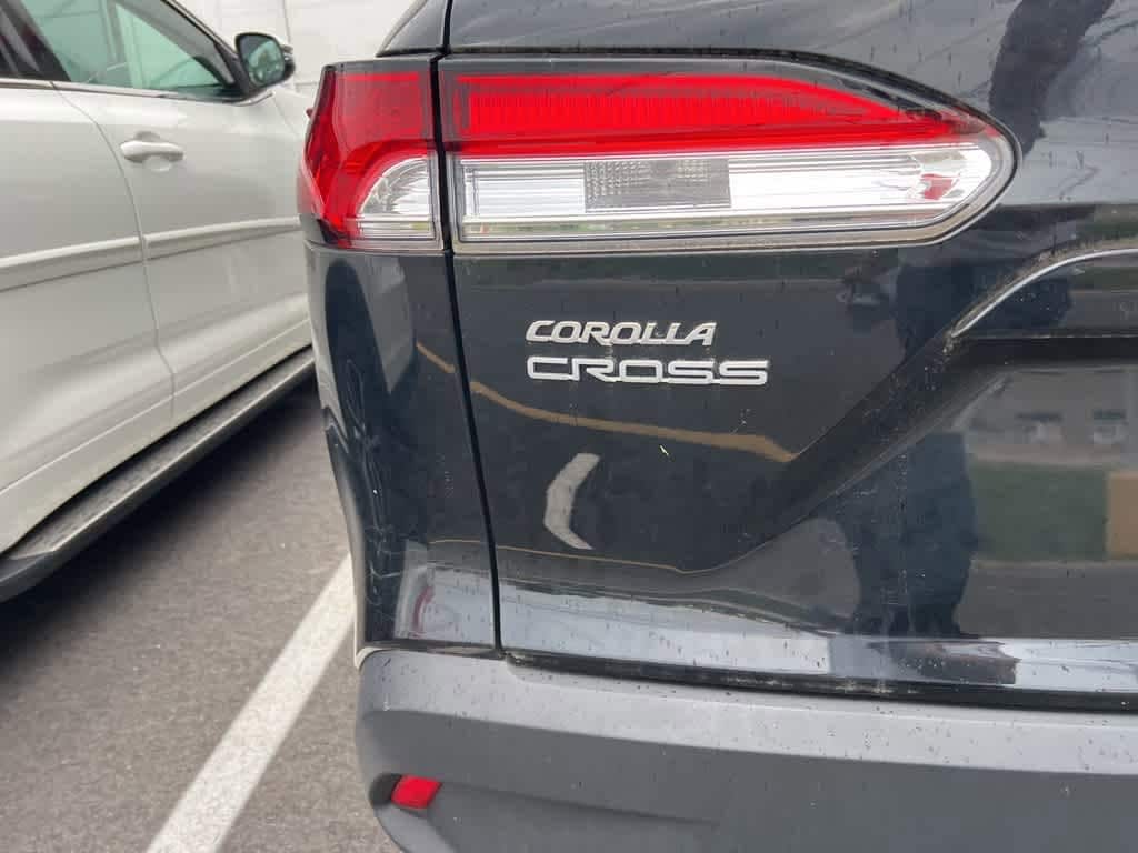 Thumbnail: 2022 Toyota Corolla Cross - 22