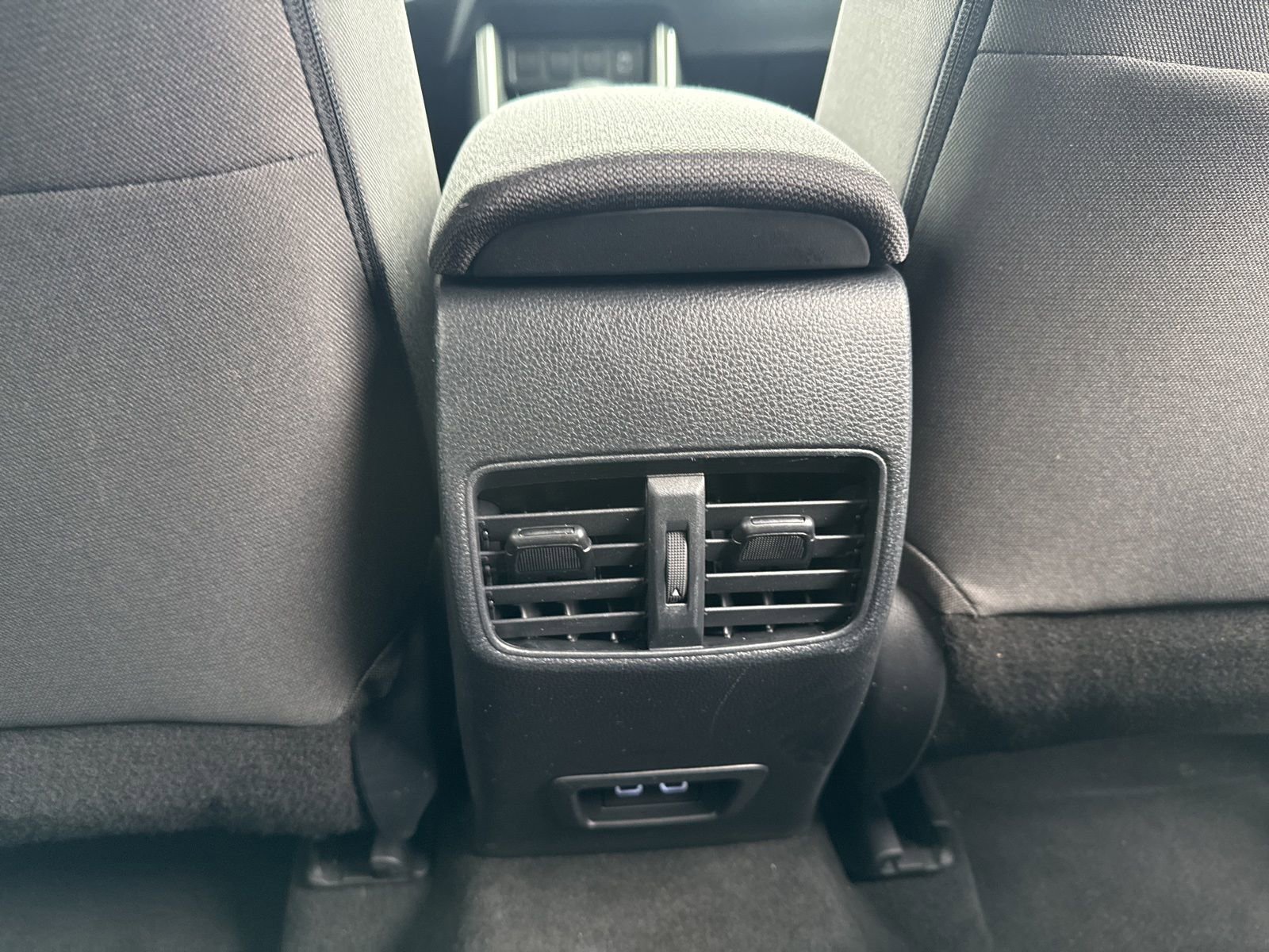 Thumbnail: 2023 Toyota Corolla Cross - 32