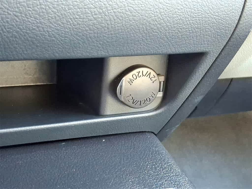 Thumbnail: 2010 Toyota Tundra - 32