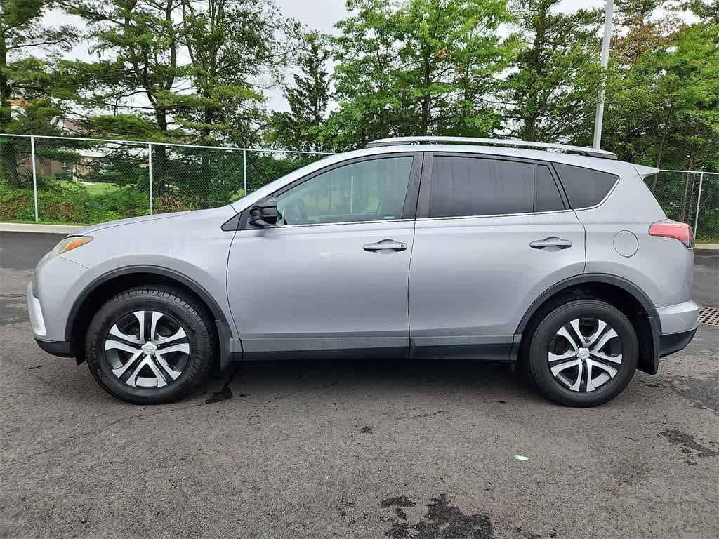 Thumbnail: 2017 Toyota RAV4 - 13