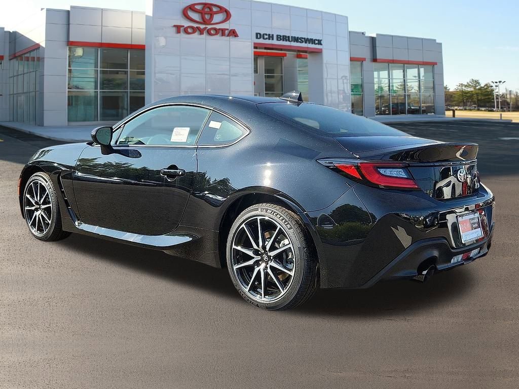 Thumbnail: 2025 Toyota GR86 - 4