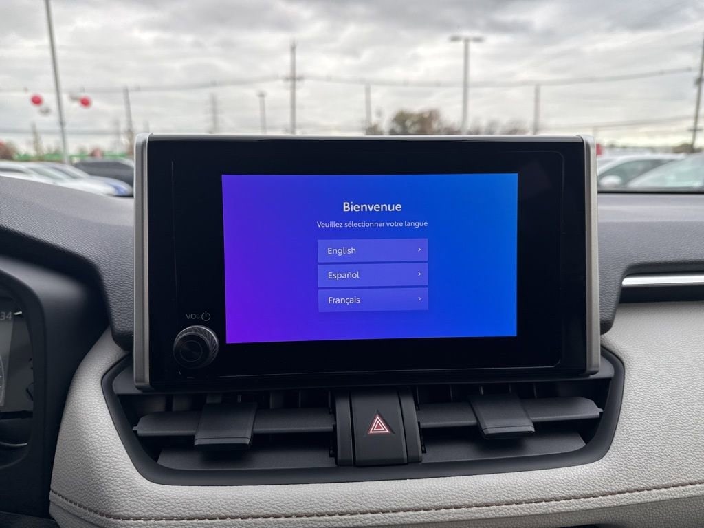 Thumbnail: 2025 Toyota RAV4 - 18