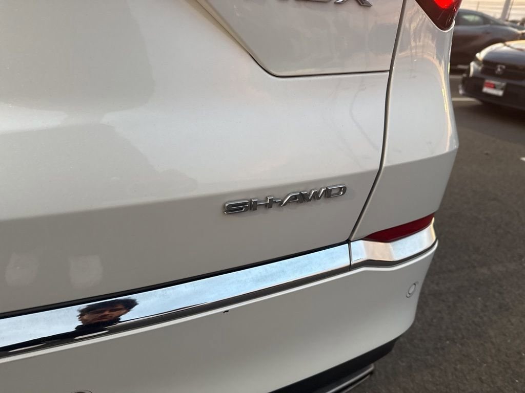 Thumbnail: 2022 Acura MDX - 14