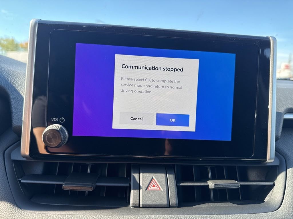 Thumbnail: 2025 Toyota RAV4 - 18