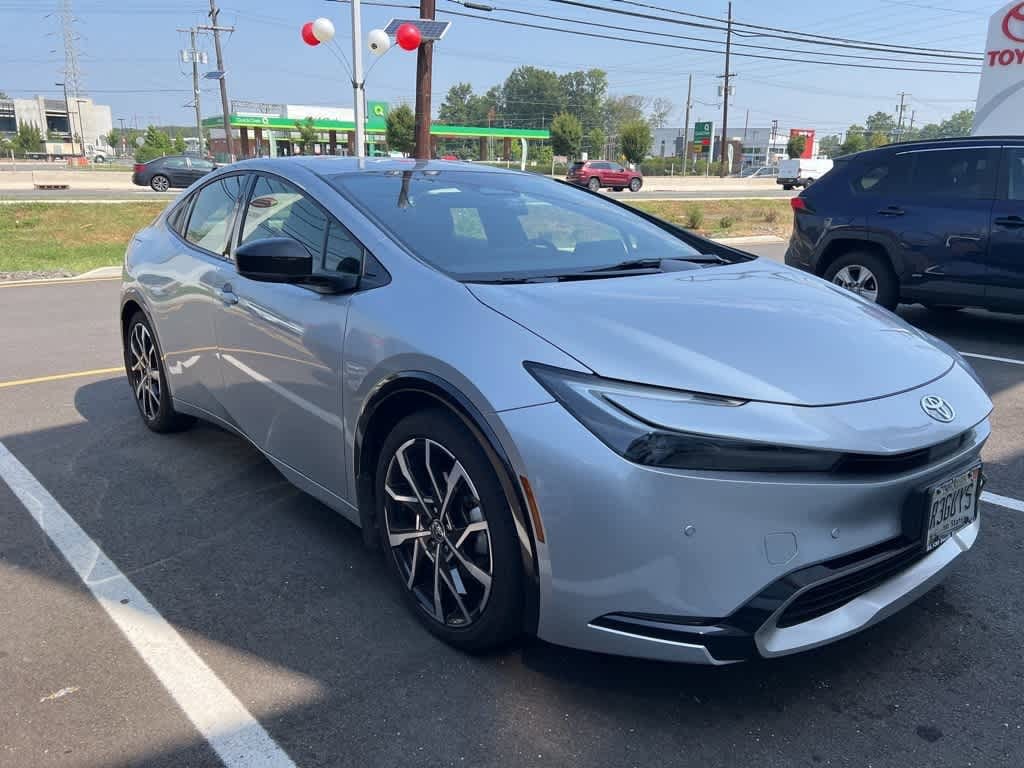 Thumbnail: 2024 Toyota Prius Prime - 2
