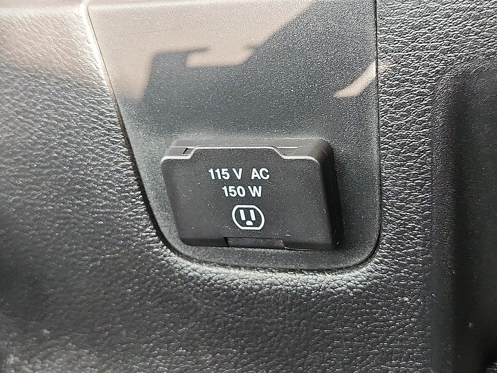 Thumbnail: 2013 Jeep Wrangler - 32
