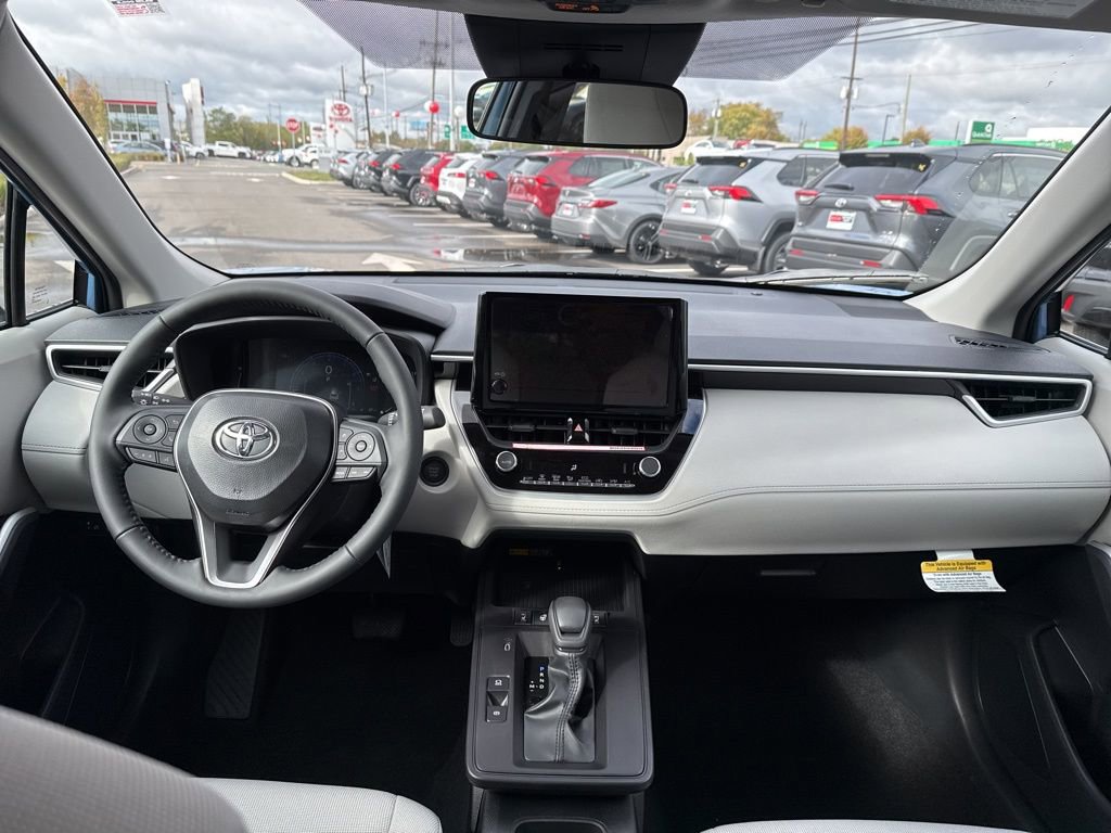 Thumbnail: 2026 Toyota Corolla Cross - 17