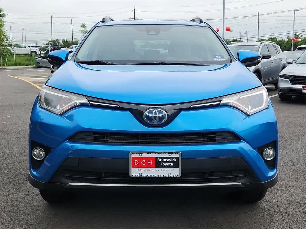 Thumbnail: 2017 Toyota RAV4 - 2