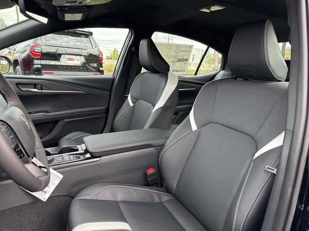 Thumbnail: 2026 Toyota Camry - 11