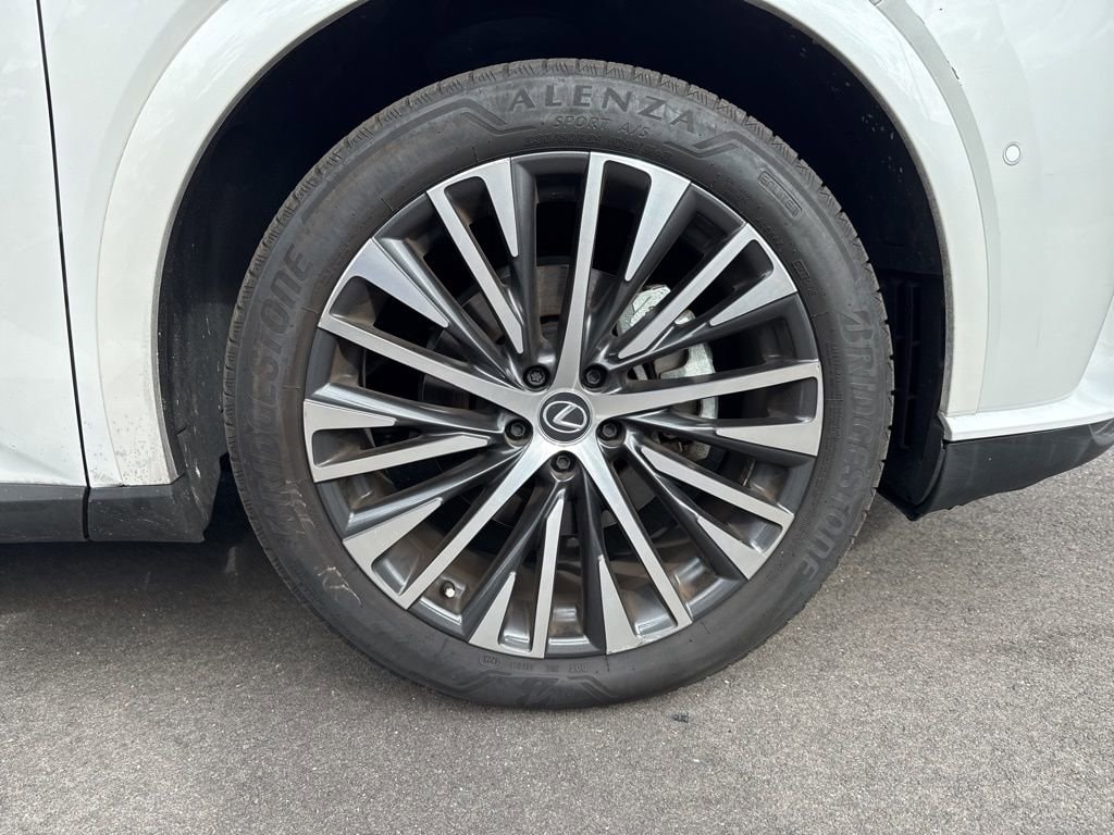 Thumbnail: 2024 Lexus RX - 15