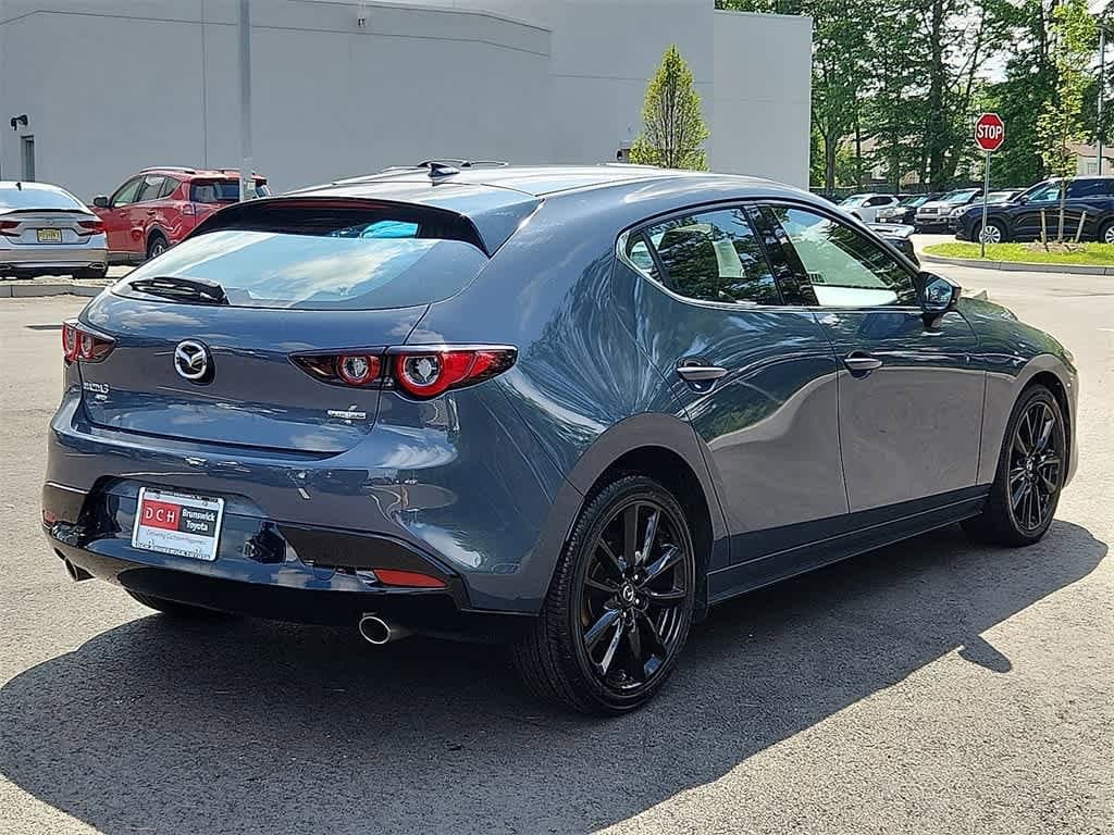 Thumbnail: 2022 Mazda Mazda3 - 4