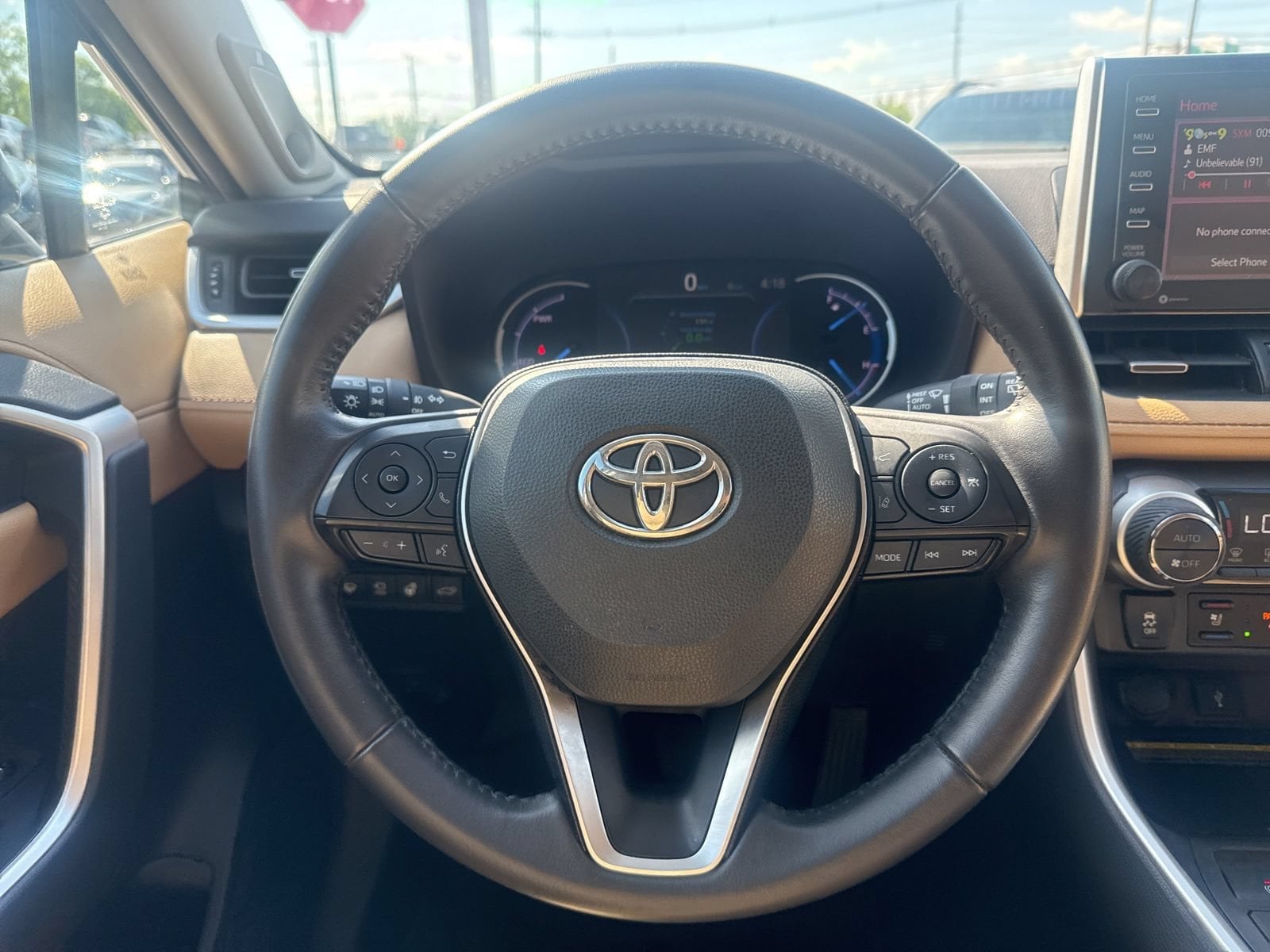 Thumbnail: 2020 Toyota RAV4 - 25