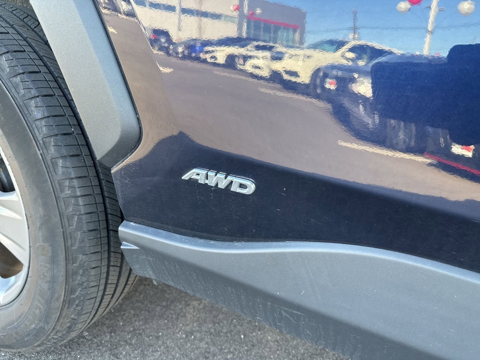 Thumbnail: 2023 Toyota RAV4 - 15