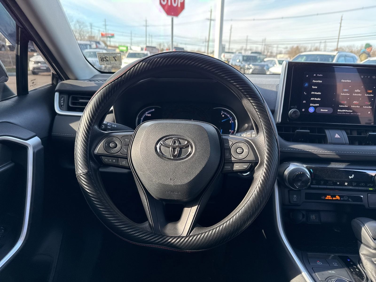 Thumbnail: 2023 Toyota RAV4 - 24