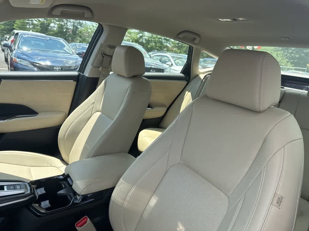 Thumbnail: 2018 Honda Clarity - 16